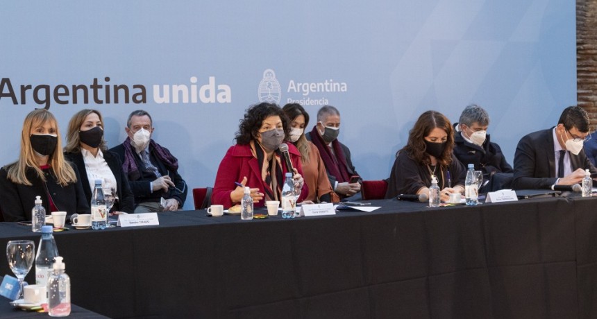 MINISTROS Y MINISTRAS DE SALUD DE TODO EL PAÍS CONSENSUARON AMPLIAR LA VACUNACIÓN COVID-19 A LAS PERSONAS GESTANTES SIN COMORBILIDADES