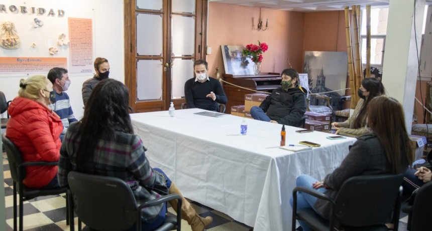 Abella y concejales de Juntos por el Cambio se reunieron con representantes de salones infantiles