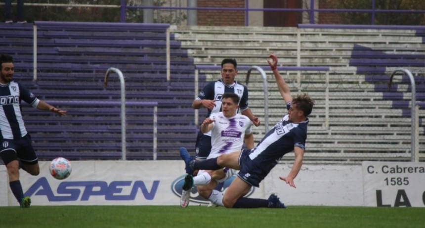 Villa Dálmine en el balance final rescató un punto ante Tristán Suárez