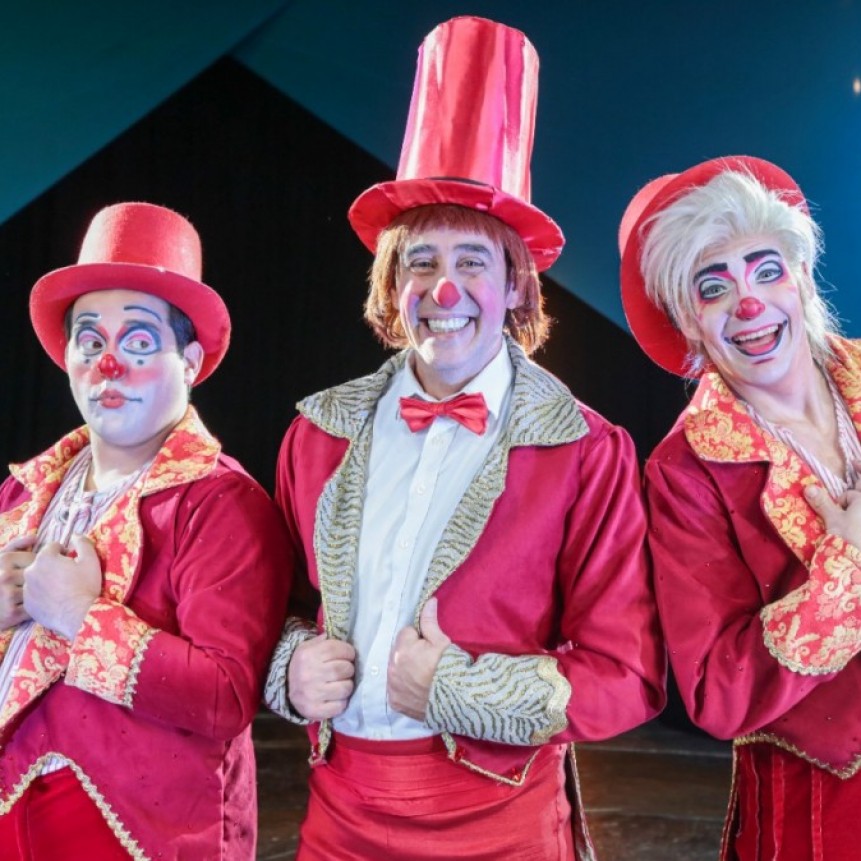 Rodrigo Vagoneta en el Cirque XXI: 360 durante las vacaciones de invierno