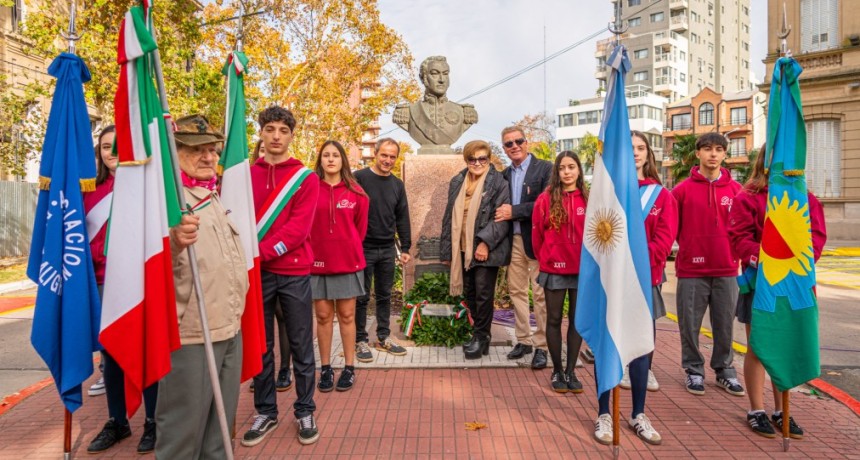 El Intendente acompa&ntilde;&oacute; la celebraci&oacute;n del 80&deg; aniversario de la Rep&uacute;blica de Italia