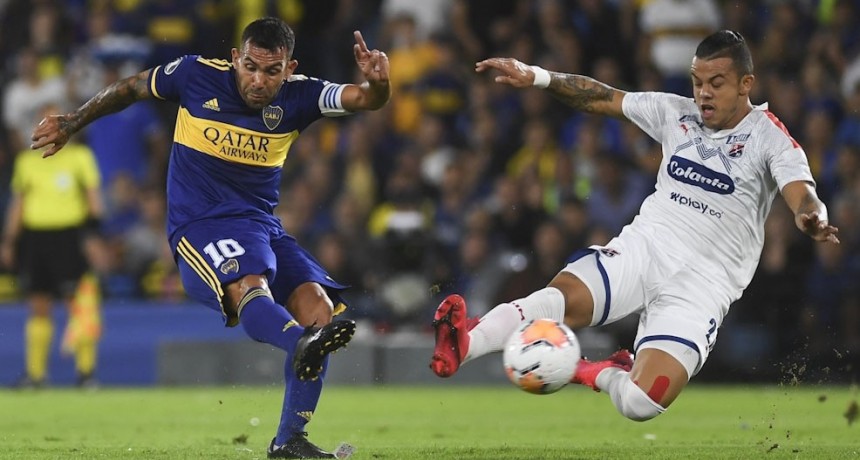 Tevez firmaría la próxima semana y buscan cerrar a Zárate y Soldano