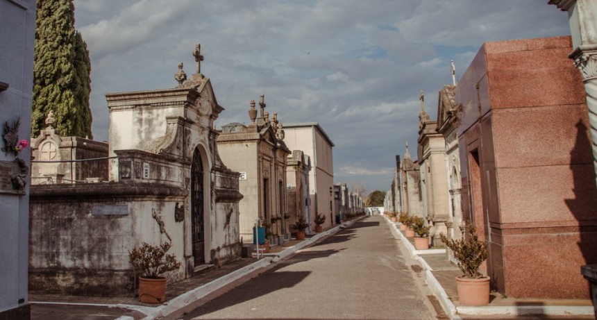Este fin de semana se habilitarán las visitas al cementerio local 