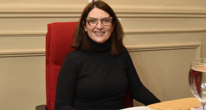 La concejal Sala apoyó la creación de una línea gratuita de apoyo psicoemocional