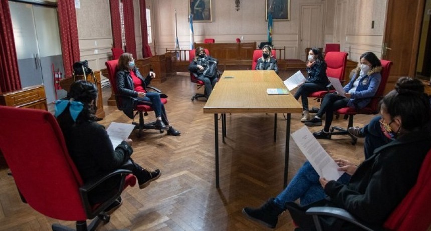 POR LA LEY DE ACOMPAÑANTES TERAPÉUTICOS