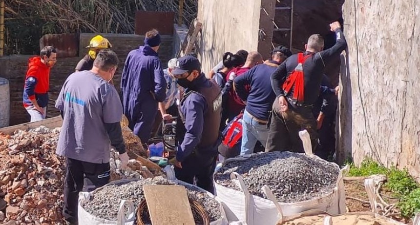  Destacan la participación de Defensa Civil Campana en el rescate de un trabajador en Zárate