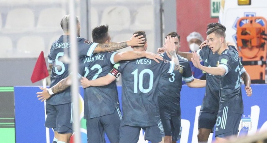 Argentina intentará quebrar una sequía de 28 años sin títulos ante Brasil