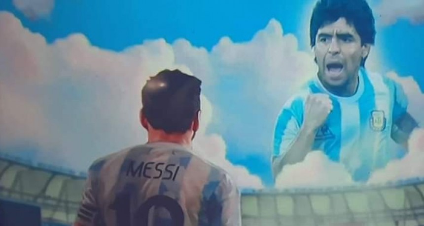 UN DIA 10 CON UN 10 EN LA CANCHA Y UN 10 EN EL CIELO ARGENTINA CAMPEON !!!!!