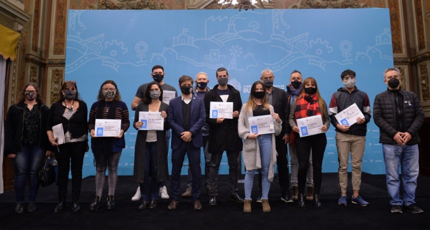 LA PLATA : Se entregaron créditos del programa Casa Propia  para la construcción de viviendas 