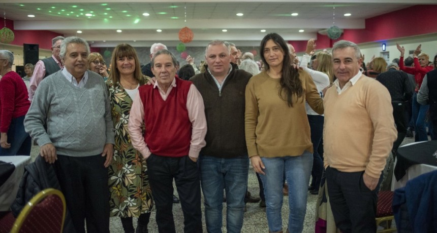 Elisa Abella acompañó el 65° aniversario del Centro de Jubilados de la calle Pueyrredón
