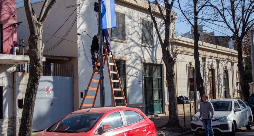 Continúa la puesta en valor de la avenida Varela