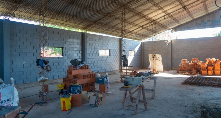 Avanza la construcción de la sede de la sociedad de fomento de “Barrios Amigos”   