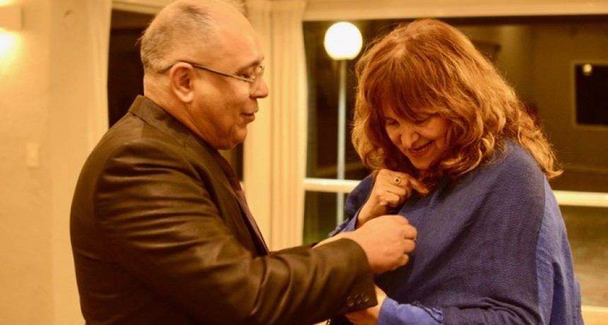 ROTARY CLUB CAMPANA CAMBIO DE PRESIDENTE PARA EL PERIODO ROTARIO 2023-2024