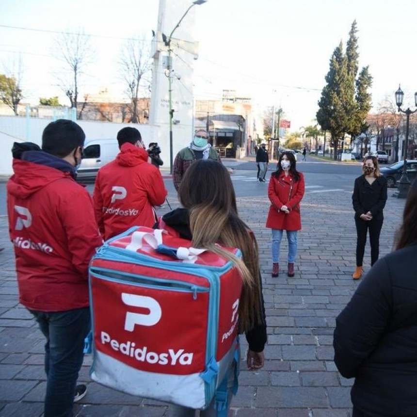 Soledad Alonso : impulsaremos una ley que proteja a los trabajadores de Plataformas Digitales