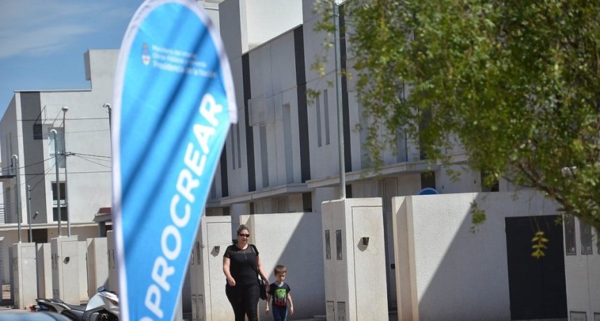 Soledad Calle : “El PROCREAR va a terminar con años sin programas de vivienda en Campana”