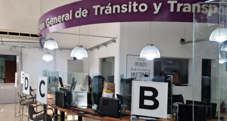 REALIZAN UNA SANITIZACIÓN DE LA DIRECCIÓN DE TRÁNSITO