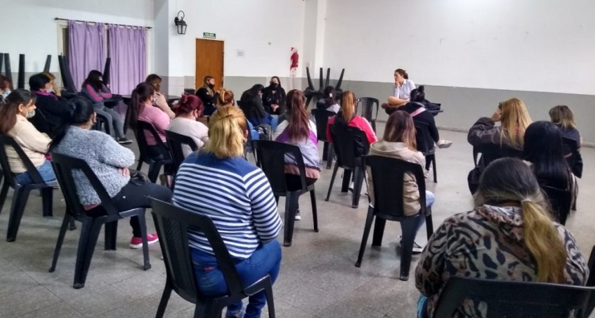 Sol Calle: “Remunerar las tareas de cuidado es un acto de igualdad y justicia social”