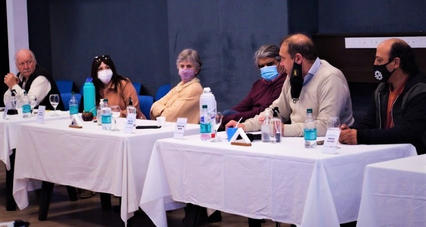 Soledad Alonso se reunió con el Ministro de Producción Augusto Costa