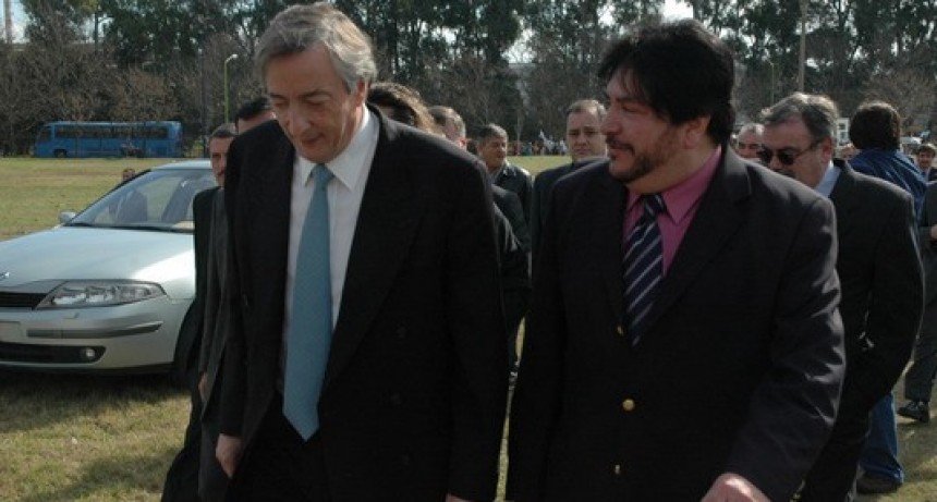 Campana presente en la Legislatura provincial