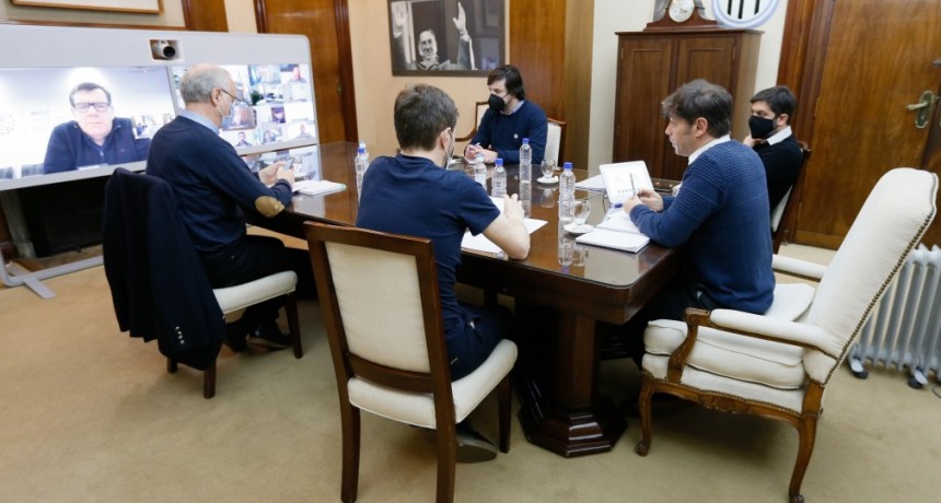 Kicillof encabezó una mesa de trabajo con intendentes de la costa atlántica