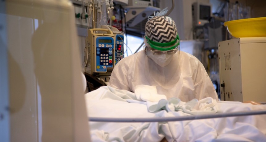 Hospital San José: familiares de pacientes críticos con COVID-19 ya pueden visitarlos