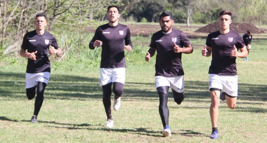 Villa Dálmine comenzó una nueva semana de entrenamientos