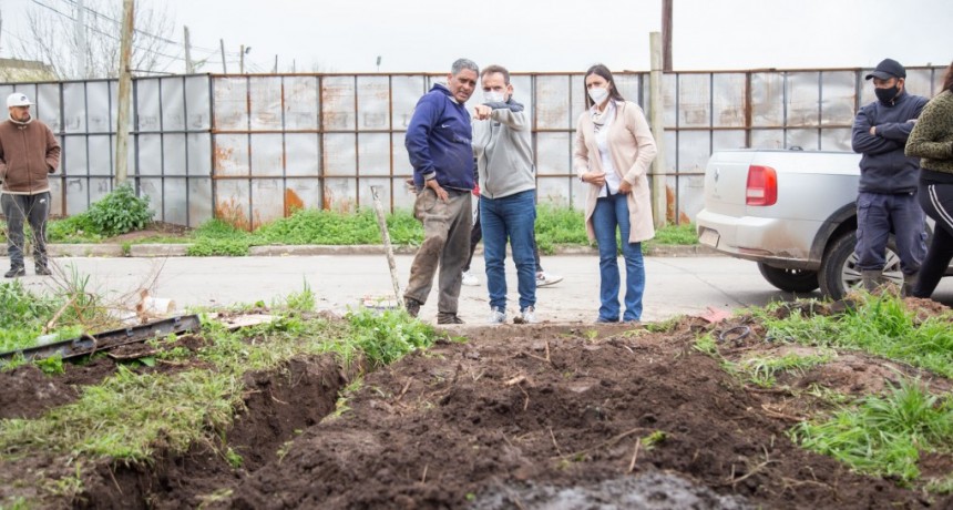 Más vecinos regularizan las conexiones cloacales de sus domicilios 