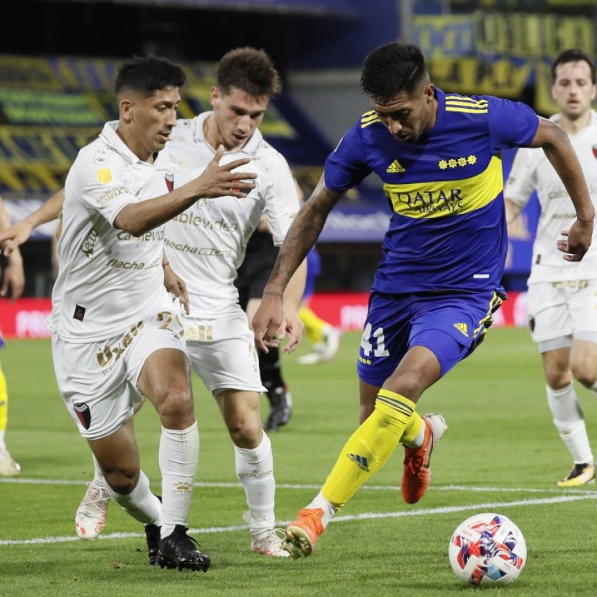 Boca Juniors sumó tres puntos importantes ante Colón de Santa Fe