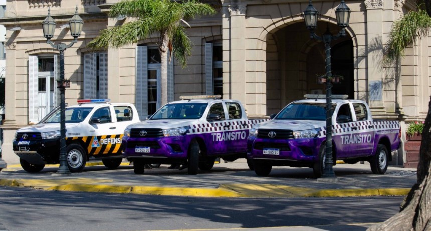 El Intendente presentó nuevos vehículos para reforzar la tarea de prevención y control de Tránsito y Defensa Civil 
