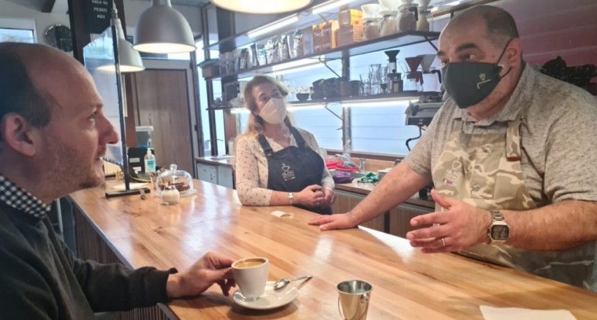 Roses destacó el acompañamiento del Municipio a comerciantes locales