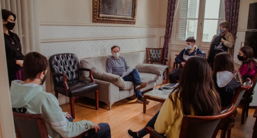 Abella pedirá a Provincia que los alumnos de los últimos años retomen las clases