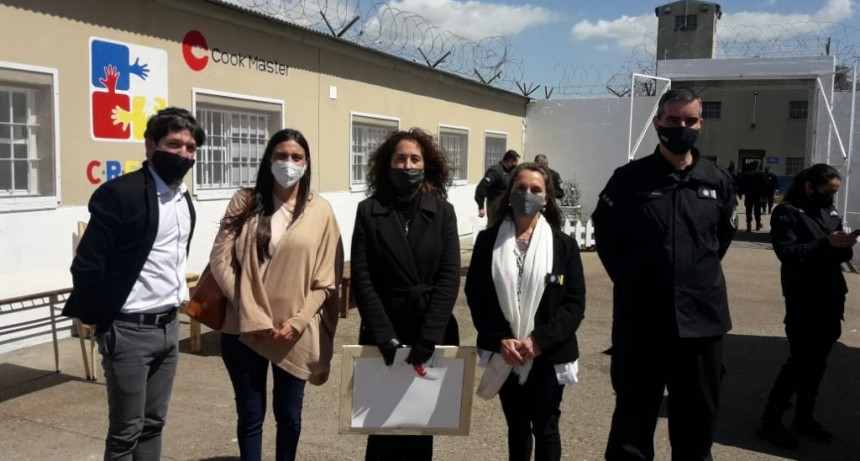 Elisa Abella acompañó de la inauguración de la Cocina-Escuela en la Unidad Penitenciaria 41