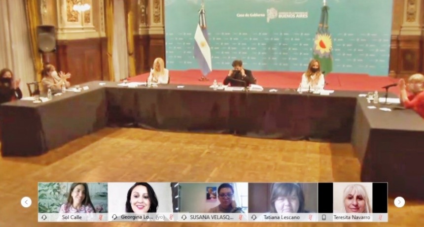 Concejalas del PJ-Frente de Todos junto a Kicillof, por la reforma de la ley Orgánica de las Municipalidades