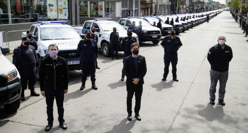  PLAN INTEGRAL DE SEGURIDAD : Kicillof puso en funcionamiento 60 patrulleros y nuevo equipamiento