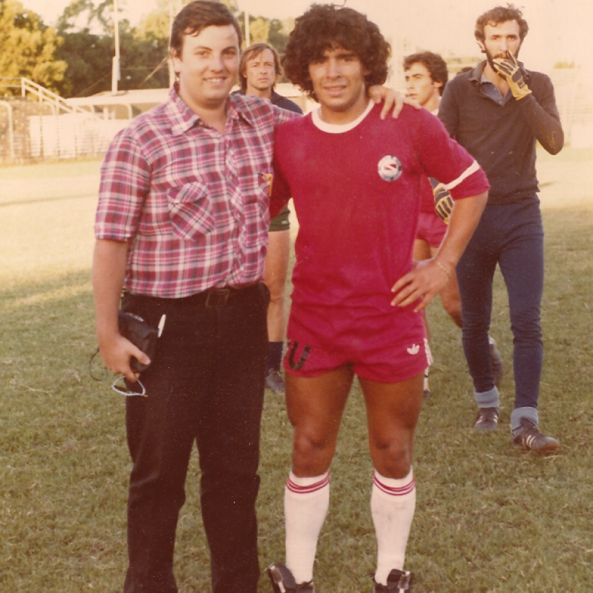 Maradona:  en su cumpleaños Nº 60 y el dia que visitò Campana