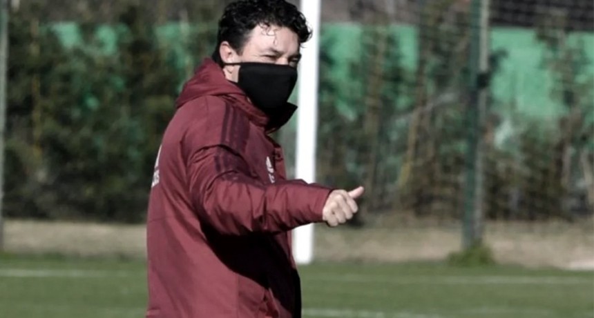 Gallardo dio negativo al hisopado PCR y se suma a las prácticas