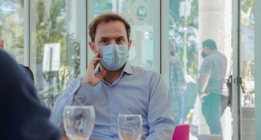 Abella criticó el pago de Kicillof para desalentar tomas de terrenos