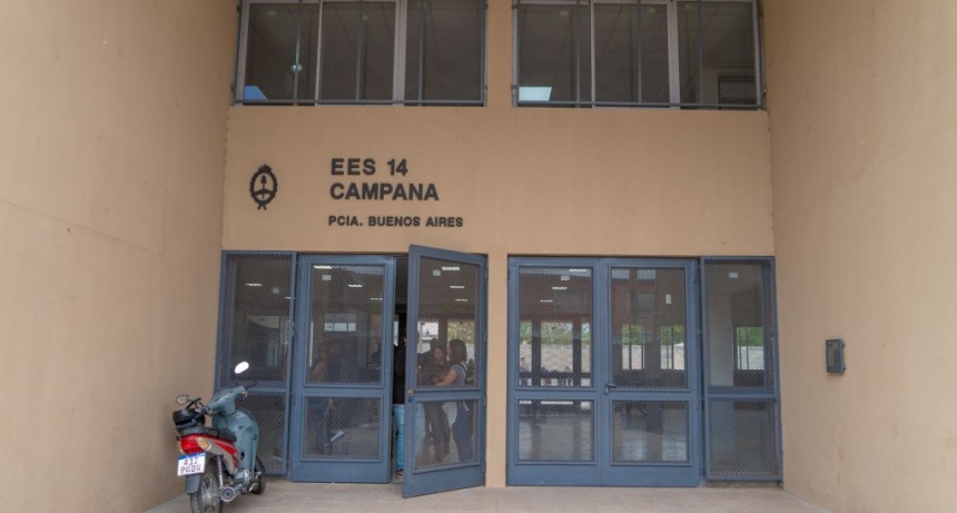 El intendente Abella recorrió la nueva Secundaria 14 del barrio Lubo