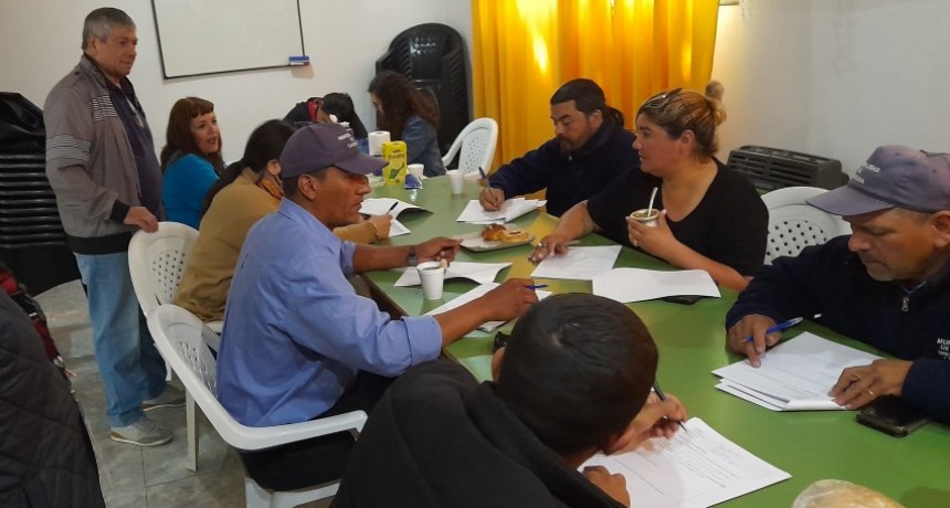 Certificación de Competencias Laborales para el personal administrativo municipal