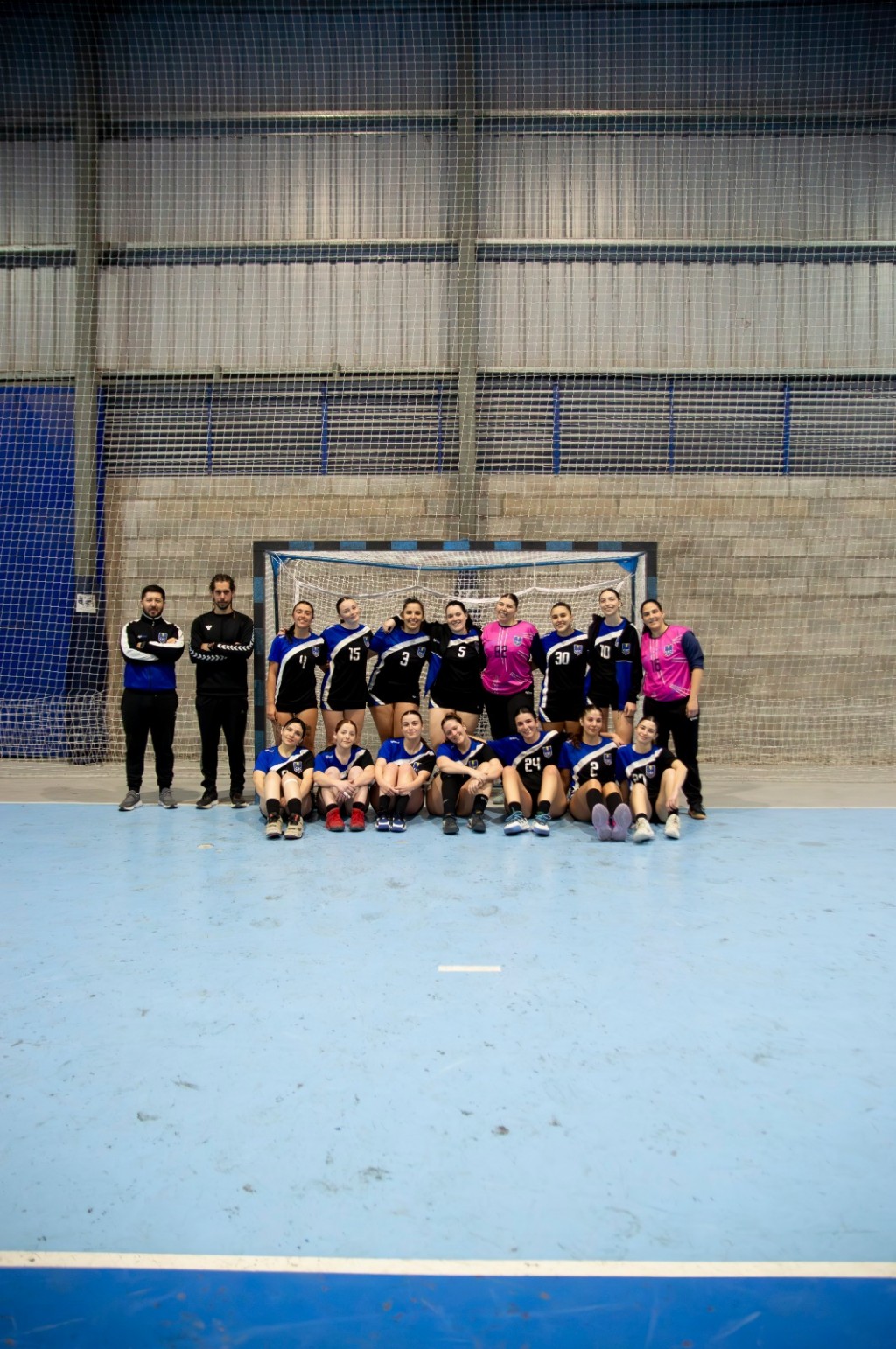 HANDBALL FEMENINO : El C.B.C perdió como local