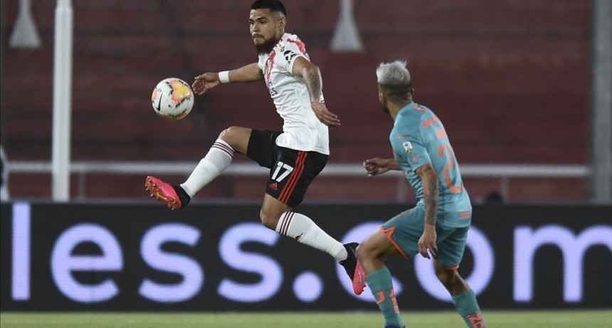 River  Plate se entrenó, quedó liberado y jugaría con Banfield en el estadio de Independiente