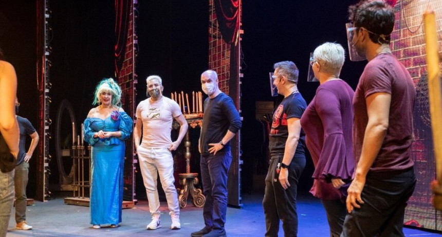 El jefe de Gobierno porteño visitò el Teatro Broadway