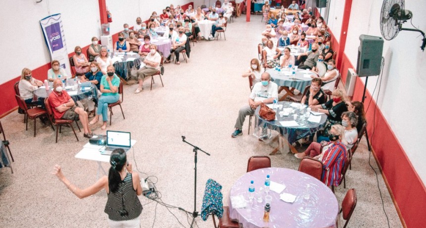 Se realizó un nuevo encuentro de Café con ALMA