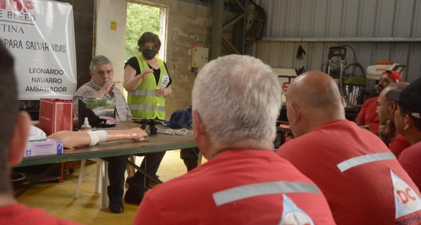Defensa Civil se capacitó en el control de hemorragias “Stop Te Bleend*”