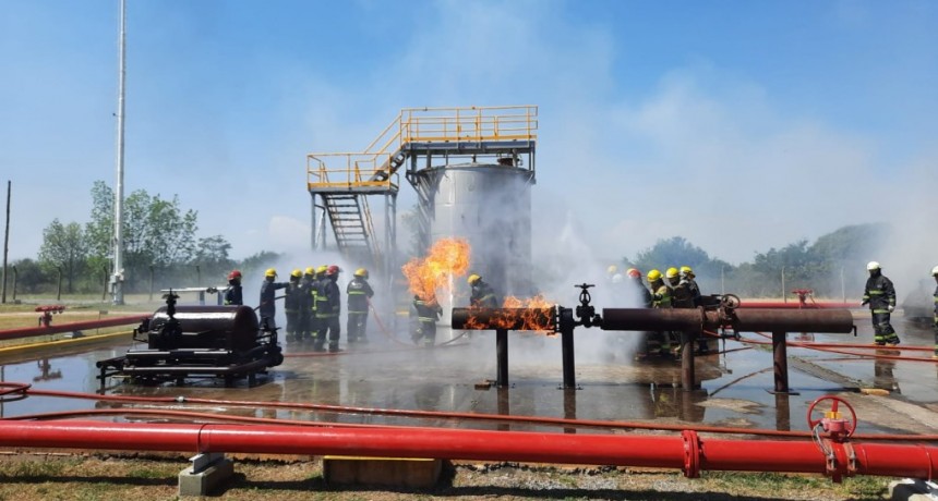 Bayer capacitó a Cadetes de Bomberos Voluntarios de la zona norte de Buenos Aires