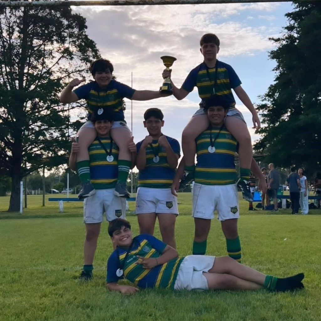 Los M14 del Club Ciudad ganaron la Copa de Plata del Seven de Luján