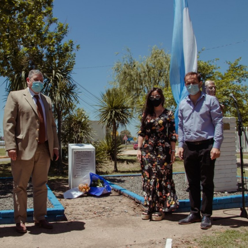 Abella recibió al embajador de Uruguay