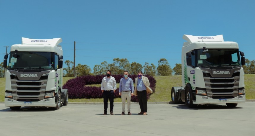 El Intendente visitó Qbox y conoció los primeros camiones que funcionan a gas en la Argentina