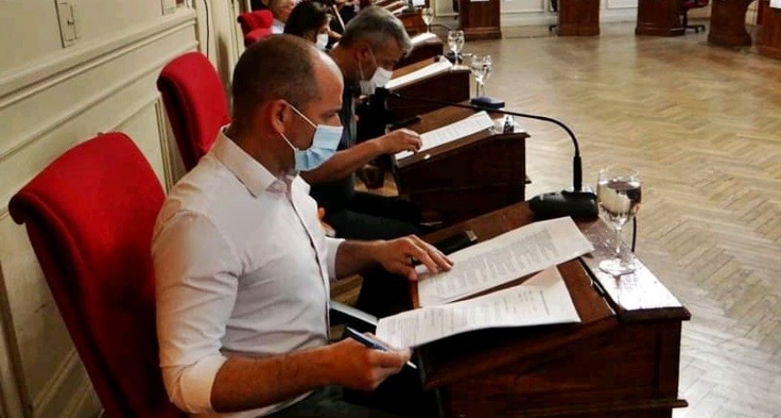 COLELLA :  Presupuesto 2021: Abella tiene invertidas las prioridades