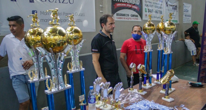 Abella acompañó la entrega de premios del Baby Fútbol